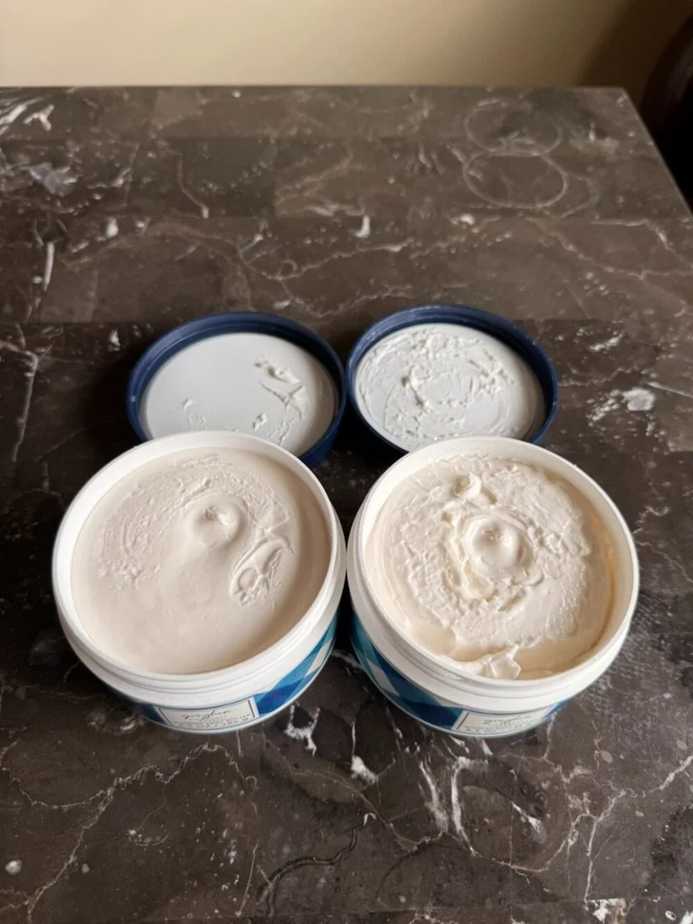 Bath and body works - 2 GINGHAM BODY BUTTERS